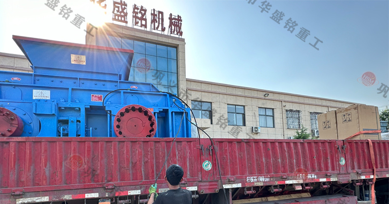 铁矿石液压对辊破碎机的维护成本如何？工作原理是什么？