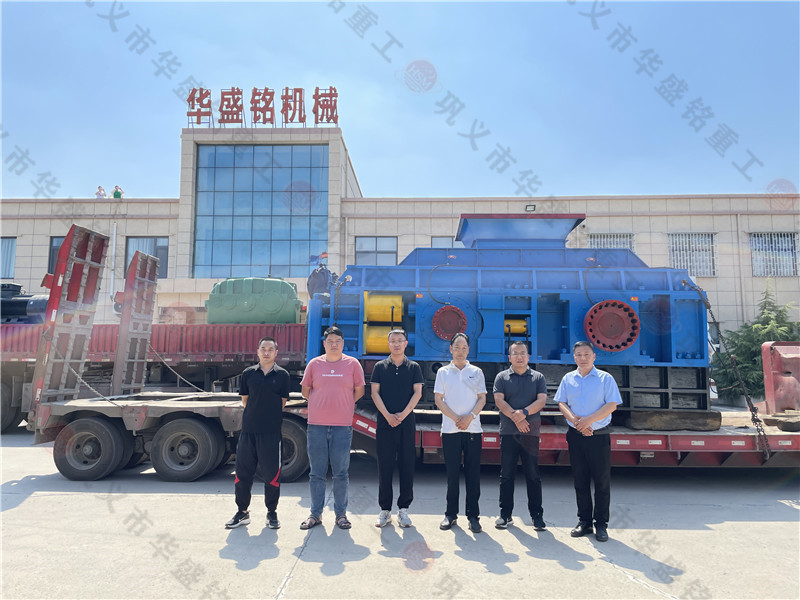 破碎河卵石用什么机器？能用大型对辊破碎机吗？